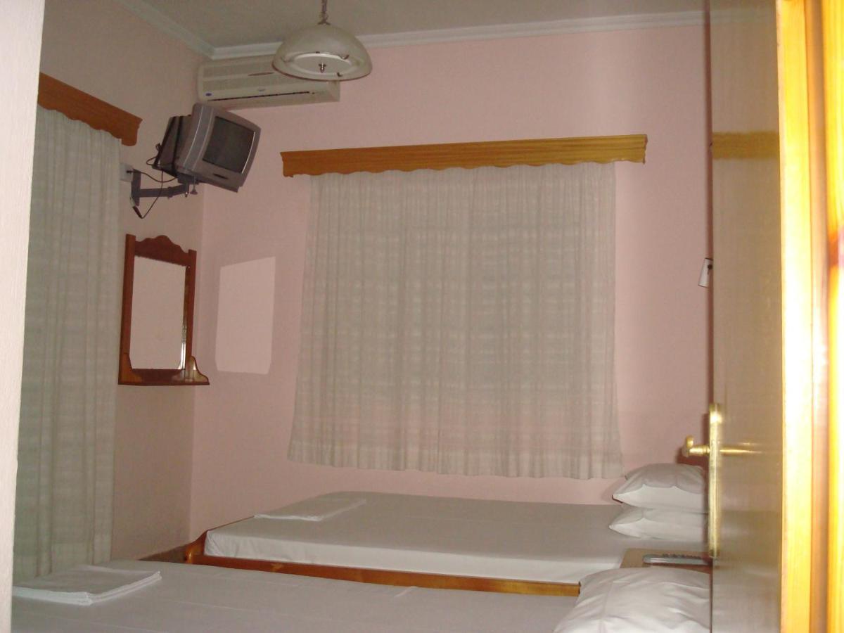 Hotel Filoxenia Néoi Póroi Ngoại thất bức ảnh
