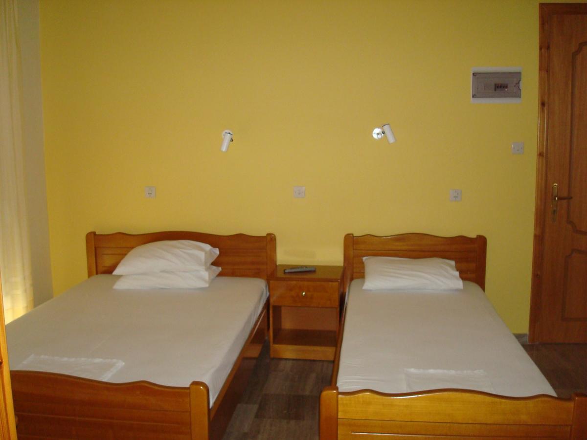 Hotel Filoxenia Néoi Póroi Ngoại thất bức ảnh